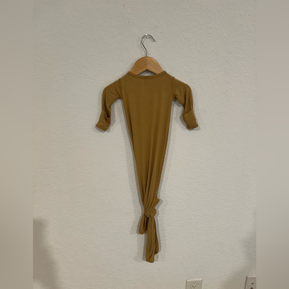 Lou Lou & Company - Owen Knotted Gown - Picture 4 of 4